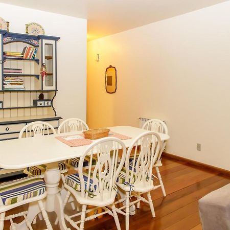 Apartamento Amplo E Aconchegante Na Av Das Hortencias No Centro De Gramado Exteriör bild