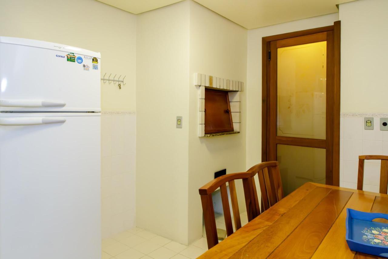Apartamento Amplo E Aconchegante Na Av Das Hortencias No Centro De Gramado Exteriör bild