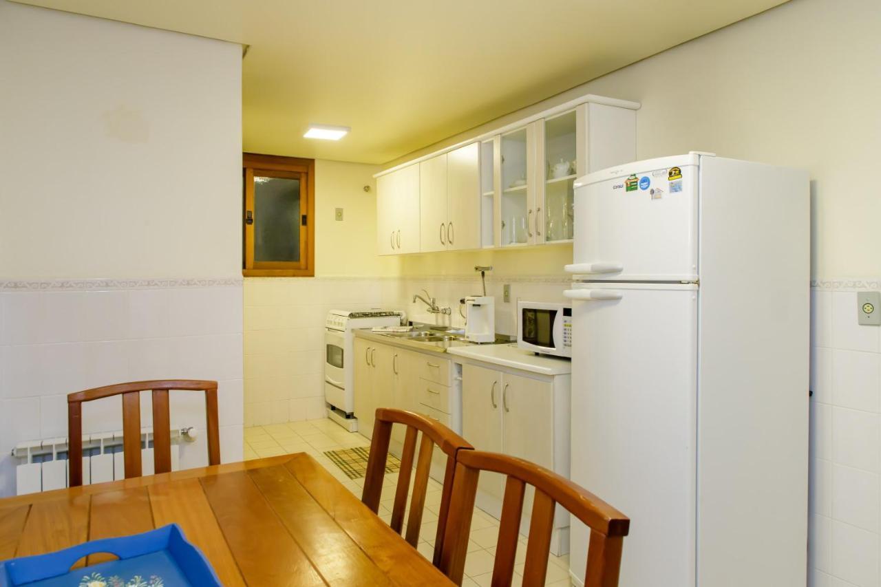 Apartamento Amplo E Aconchegante Na Av Das Hortencias No Centro De Gramado Exteriör bild